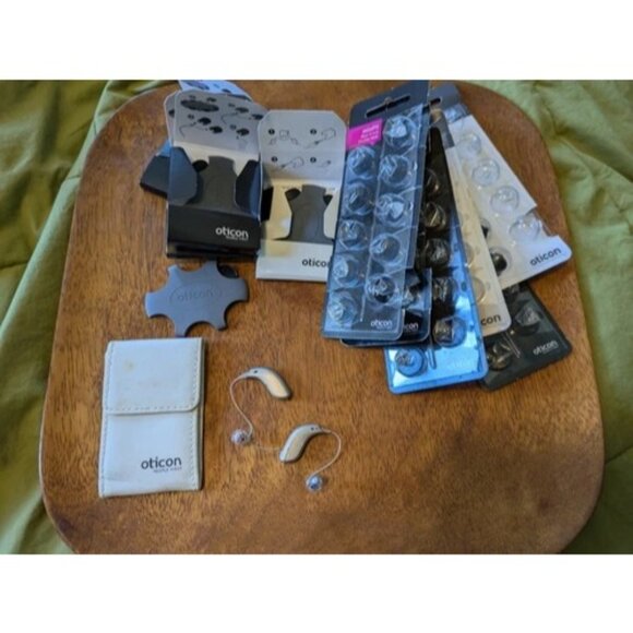 Oticon Nera Pro Hearing Aids, Left & Right Ears BTE Silver BT Untested As Is L R - Picture 12 of 12